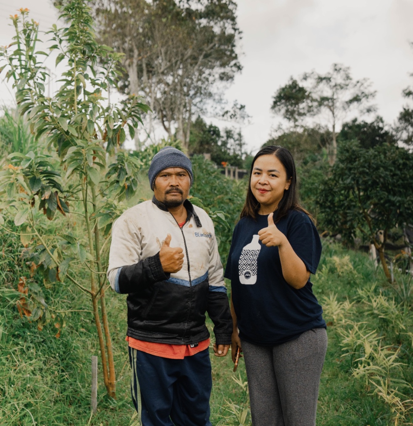 Our founder with a Kintamani farmer on the family plot